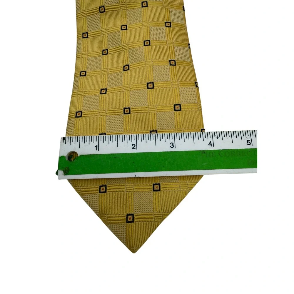 Brioni Santostefano Yellow Geometric Silk Tie HandMade Italy Checkered Navy TD17